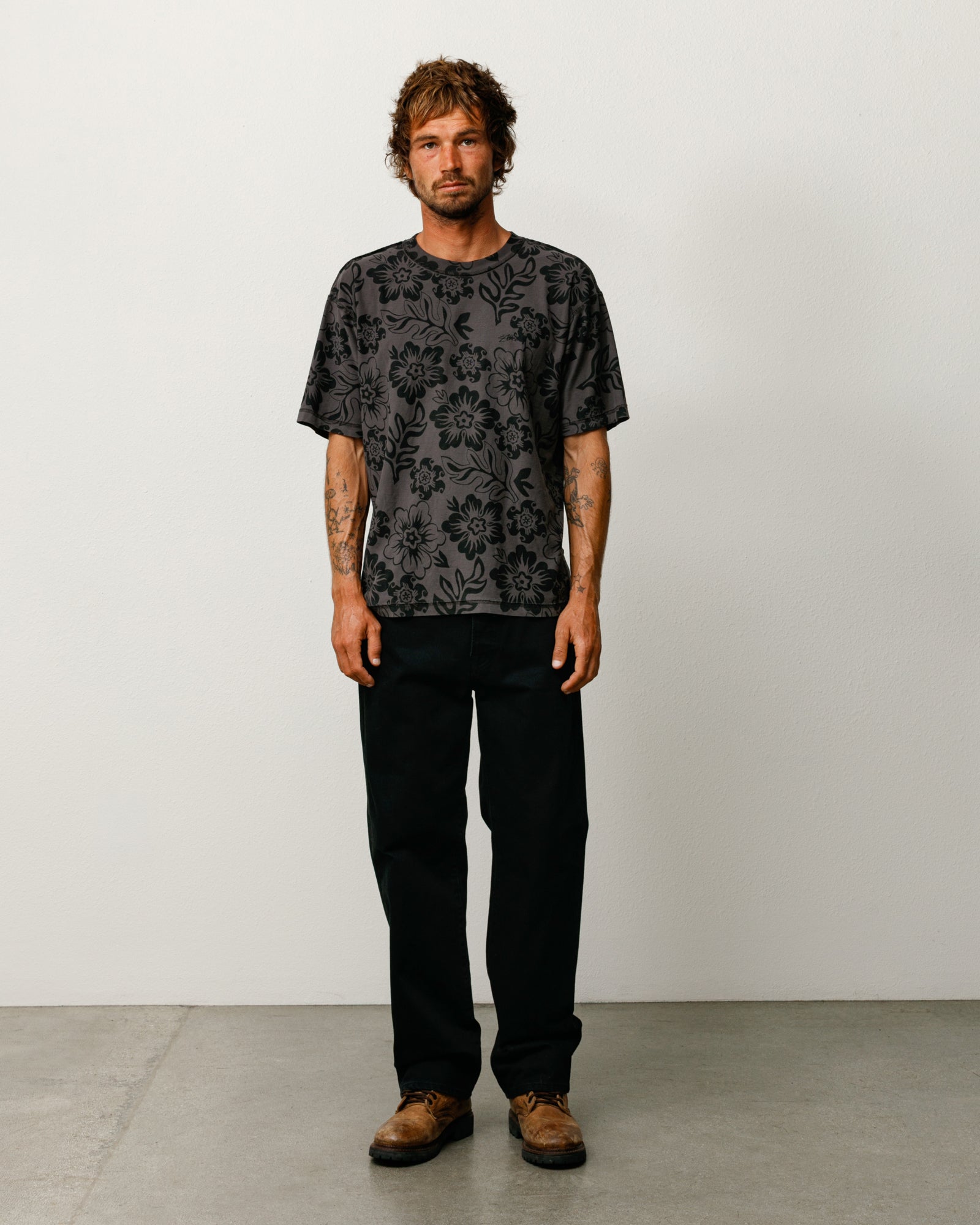 LAZY FLORAL TEE